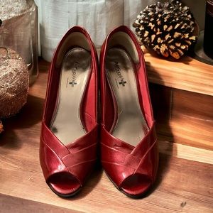 Air Supply Comfort System Brilliant Ruby Red Open Toe Slip On Heels!